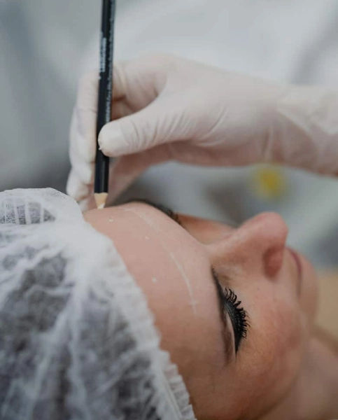 Tratamentos dentários para pacientes internacionais na Clínica Dr. Pedro Coelho em Oeiras