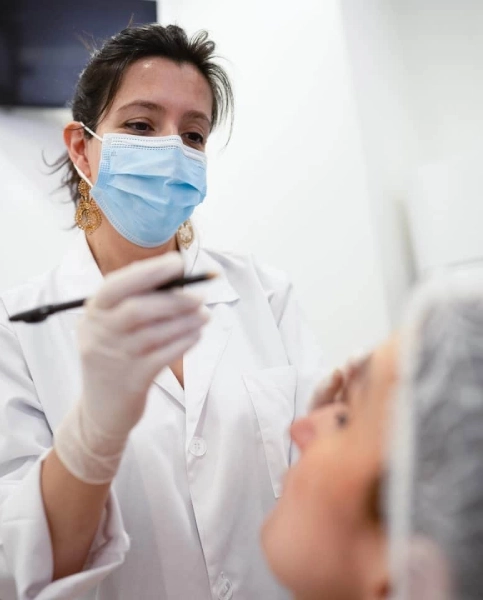 Tratamento de harmonização facial com resultados naturais na clinica Dr.Pedro Coelho em Oeiras